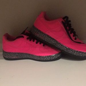 Hot pink nike Air Force 1